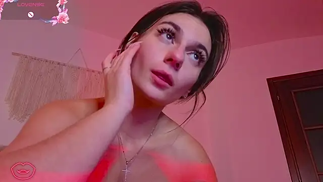 Little_mia__'s cam snapshot