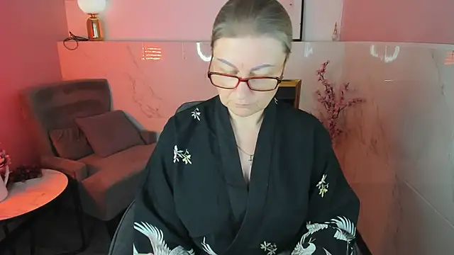 AlexandraKind's cam snapshot