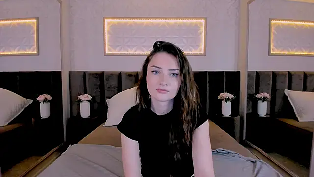 LissieVibes live sex cam