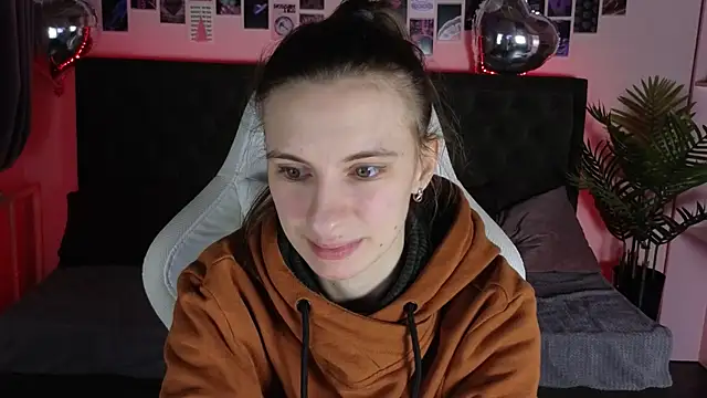 kaleriyaa_'s cam snapshot