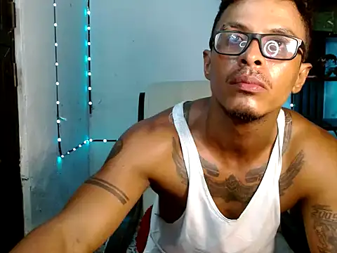 bigblackmen117uncs live sex cam