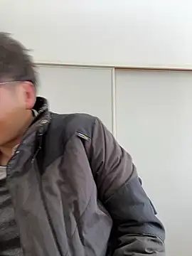 yuuki8910 live sex cam