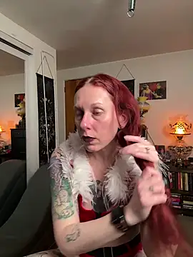 ScarletPanes's cam snapshot