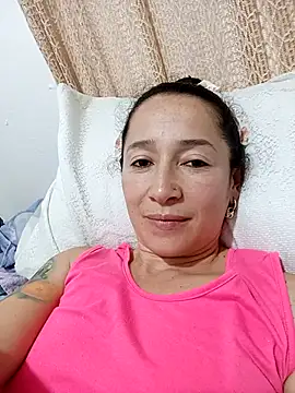 emilypoppy3's cam snapshot