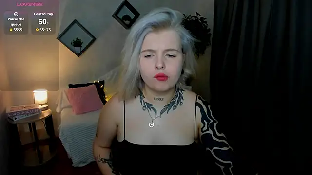 shadow__purrr's cam snapshot