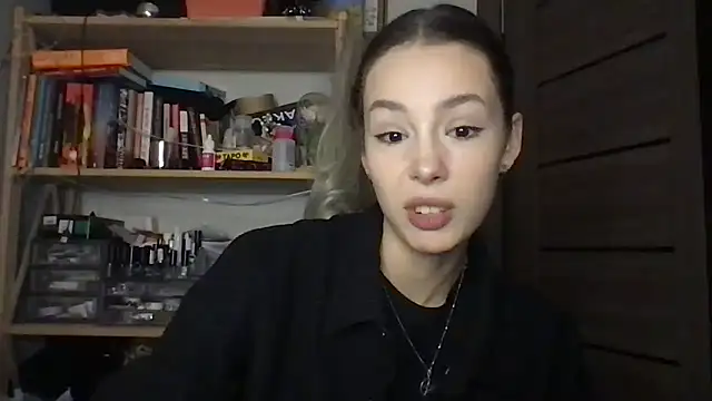 Yuna5343 live sex cam