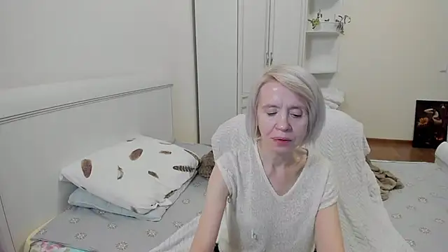 aminalive's cam snapshot