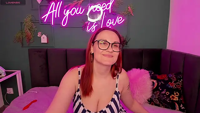 LisaAmoree's cam snapshot