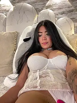 _MadiLee_'s cam snapshot