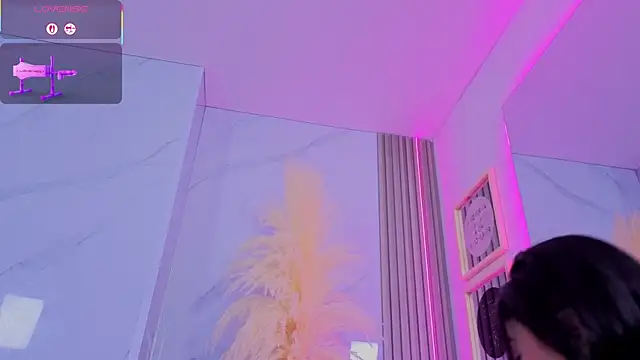 Chlooee__'s cam snapshot