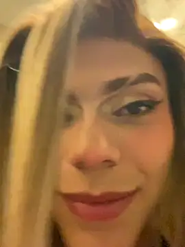 Flora_Minx live sex cam