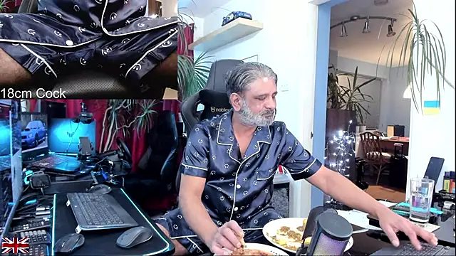 OnlineBossUK live sex cam