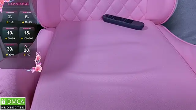 Megan_Lora's cam snapshot