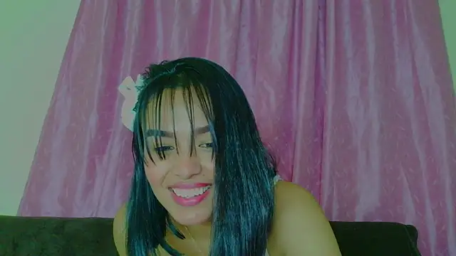 joyshe__vergara's cam snapshot