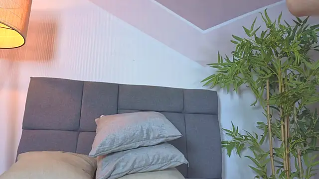 mailin18 live sex cam