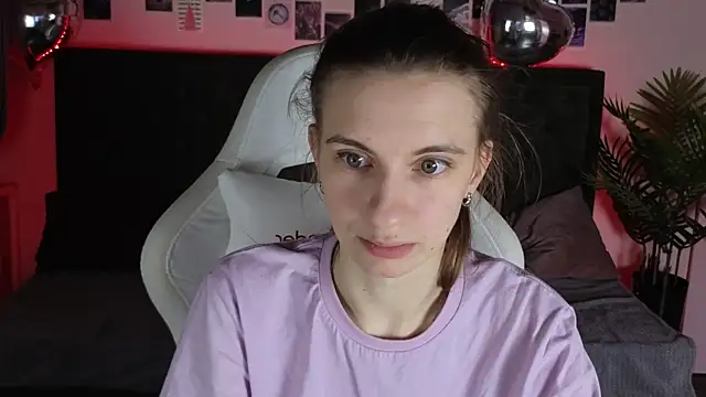 kaleriyaa_'s cam snapshot