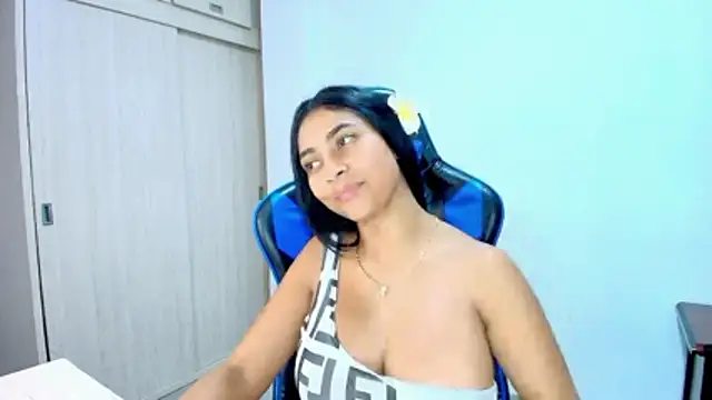 sophiax-x live sex cam