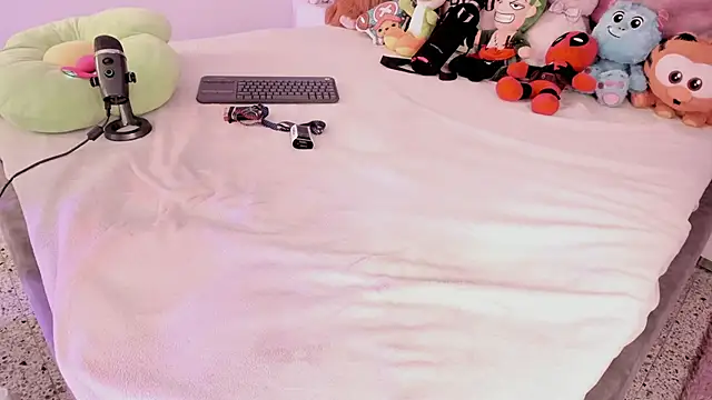 Camila_Matinez_'s cam snapshot