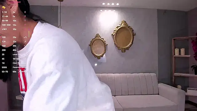 LizzHamilton__'s cam snapshot