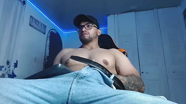 Chrys_harris77 live sex cam