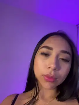 nyna_1's cam snapshot