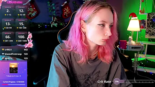 _HelenCarter's cam snapshot