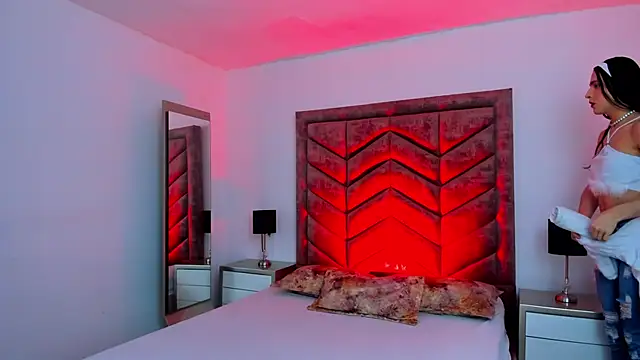 VanessaParis__'s cam snapshot