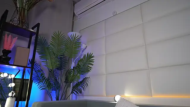 Juliadragon live sex cam