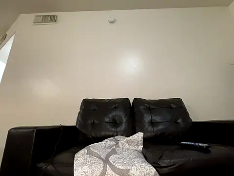 sexy_itzamara's cam snapshot