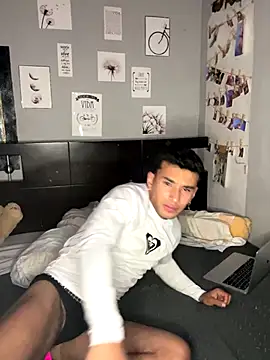 chico_sweet's cam snapshot