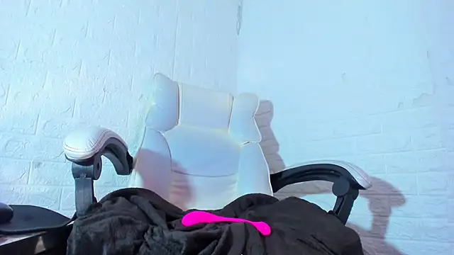 Marian_Cristal's cam snapshot