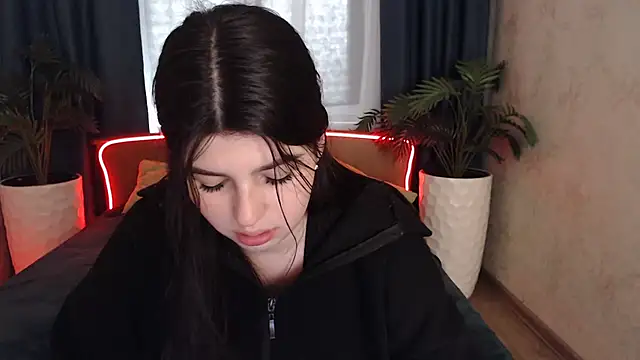 KisaModel's cam snapshot