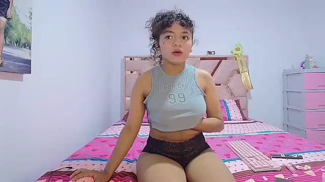 Winnifer_Gonzal's cam snapshot