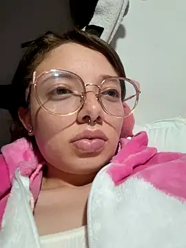 linda-schmidt's cam snapshot