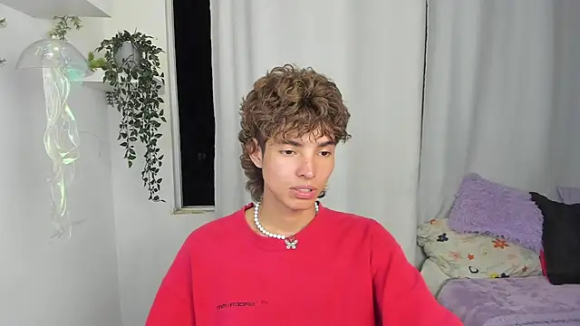 santy-kitty live sex cam