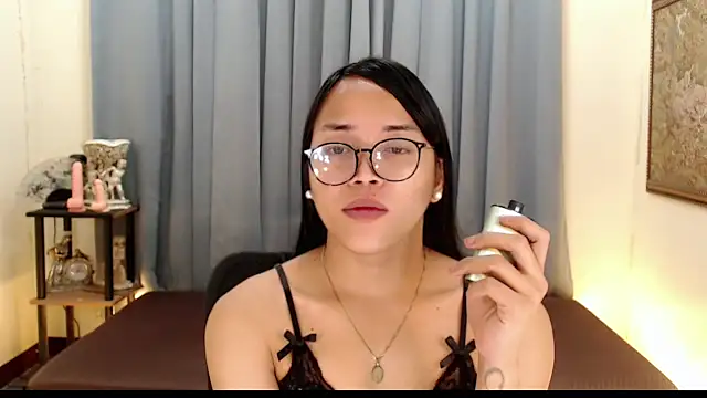 Lessandra_Lust's cam snapshot