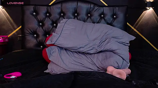 eka_urda live sex cam