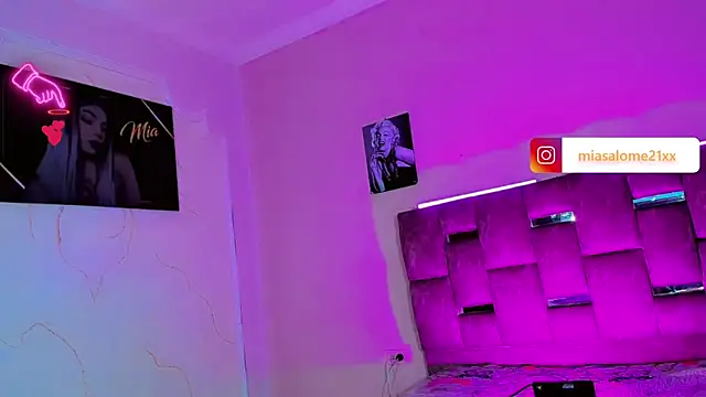 Mia_Castro_xx's cam snapshot