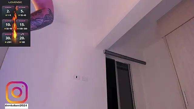 DerekOlsen's cam snapshot