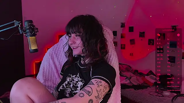 deadlysweet live sex cam