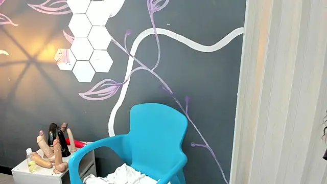 Sara_Naugty's cam snapshot