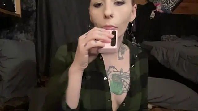 TeenyDoll's cam snapshot