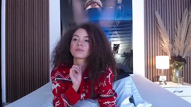 MiticaBrennet_'s cam snapshot