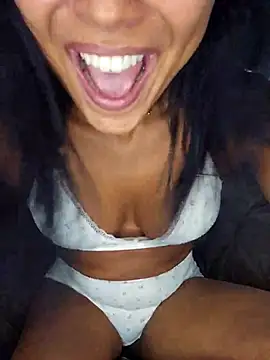 moreninhasilva live sex cam