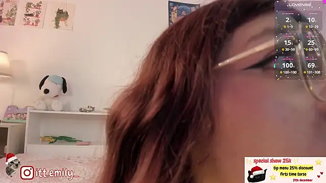 emily_uwu0's cam snapshot