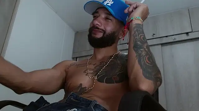 LukasScott_'s cam snapshot