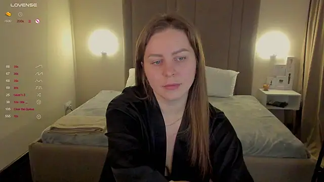 MikaBloom's cam snapshot