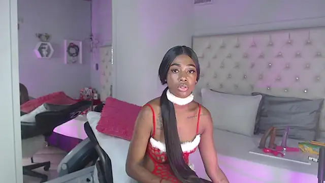 candyy_ebony's cam snapshot