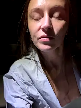 lunagirl13 live sex cam