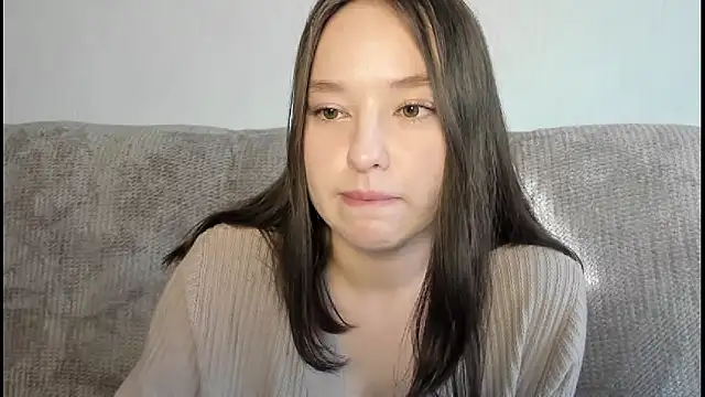 PureLedy's cam snapshot